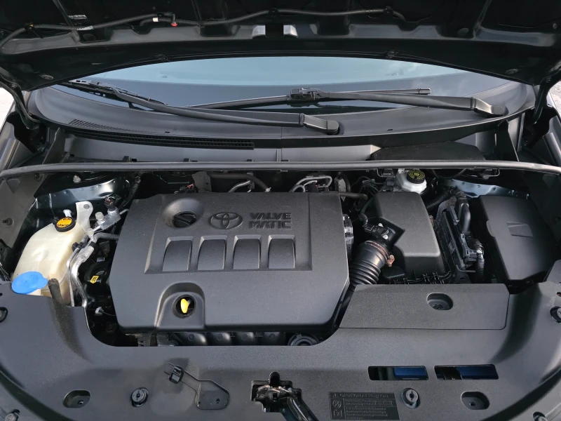 Toyota Verso 1.6 VVTI Навигация Камера Евро 5, снимка 12 - Автомобили и джипове - 53070207