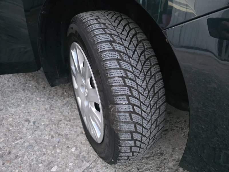 Toyota Verso 1.6 VVTI Навигация Камера Евро 5, снимка 11 - Автомобили и джипове - 53070207