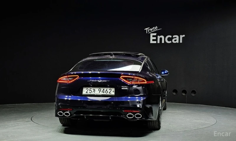 Kia Stinger, снимка 4 - Автомобили и джипове - 53380757