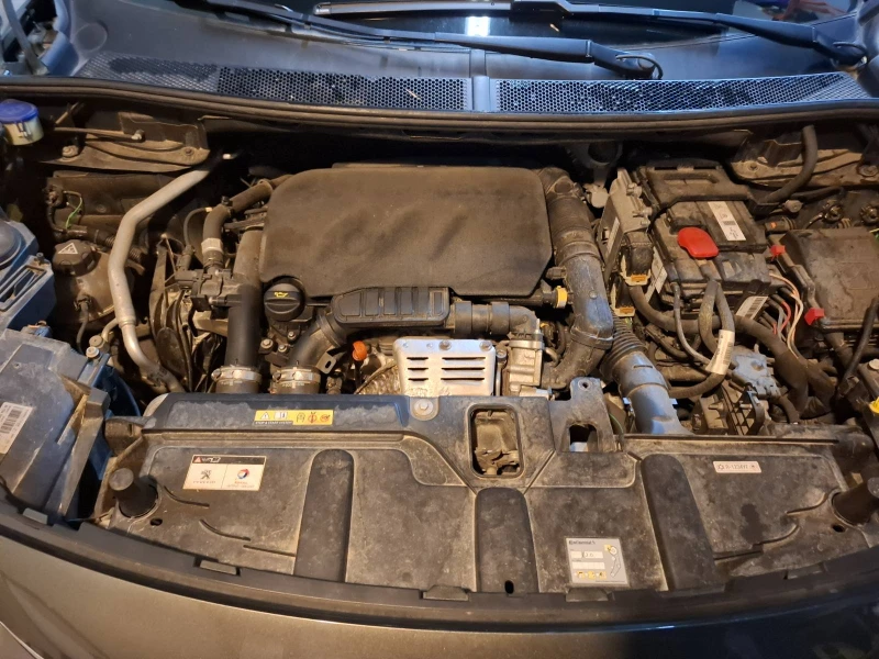 Peugeot 3008 ALLURE, снимка 16 - Автомобили и джипове - 53500101