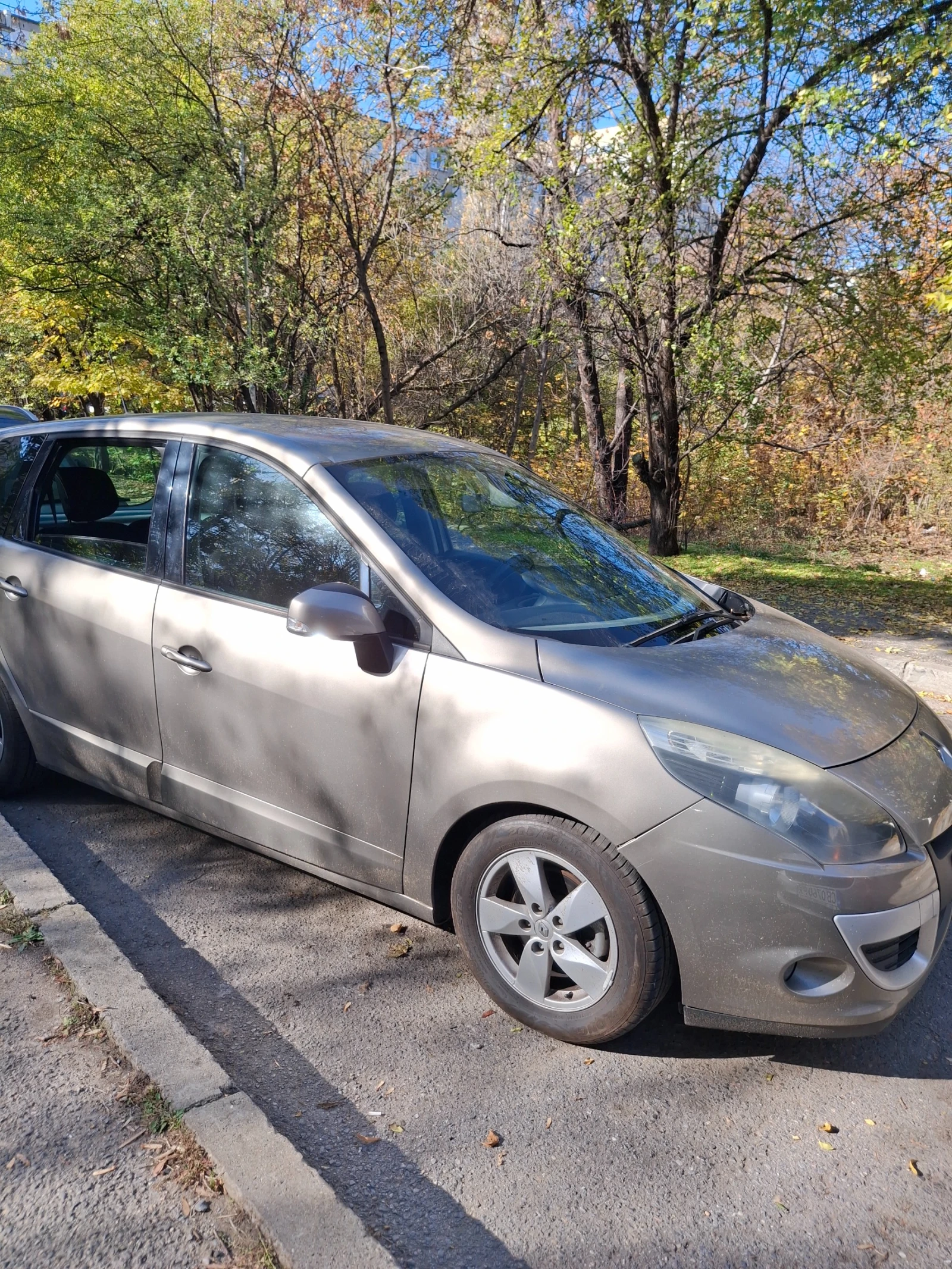 Renault Scenic 1.5 dCi (110 Hp) FAP, снимка 1