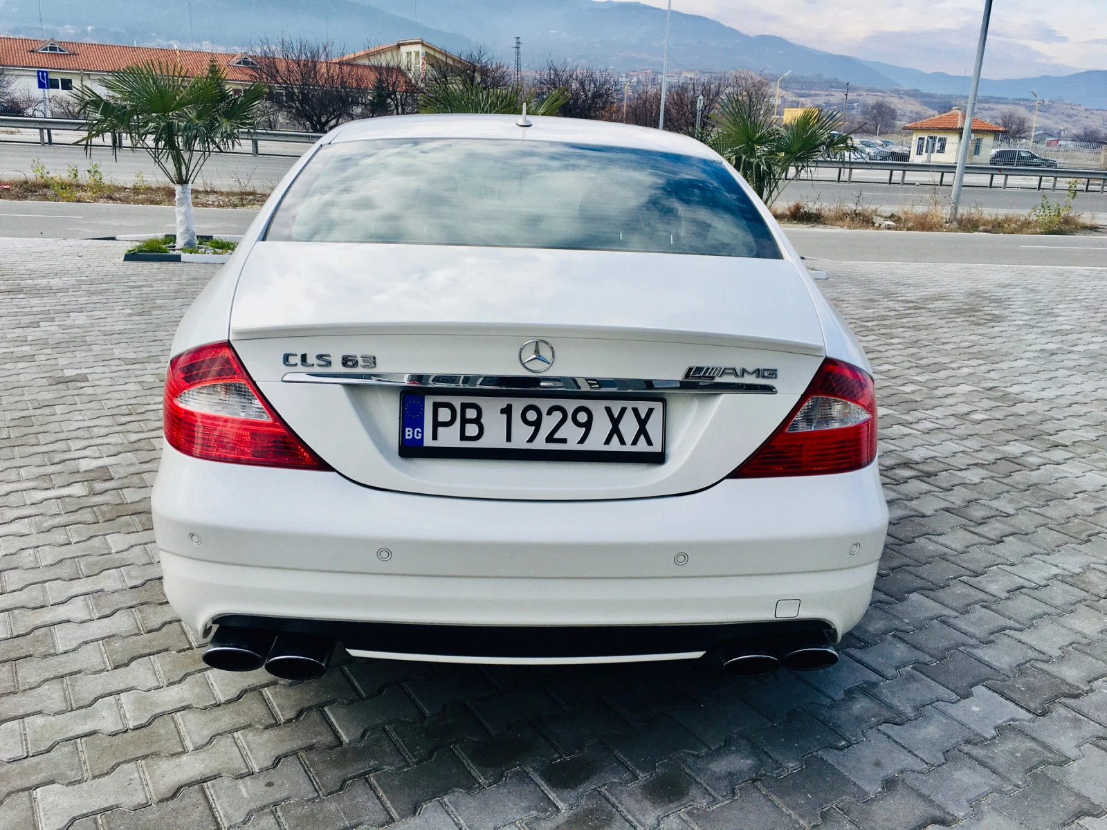 Mercedes-Benz CLS 63 AMG WHITE PEARL - изображение 5