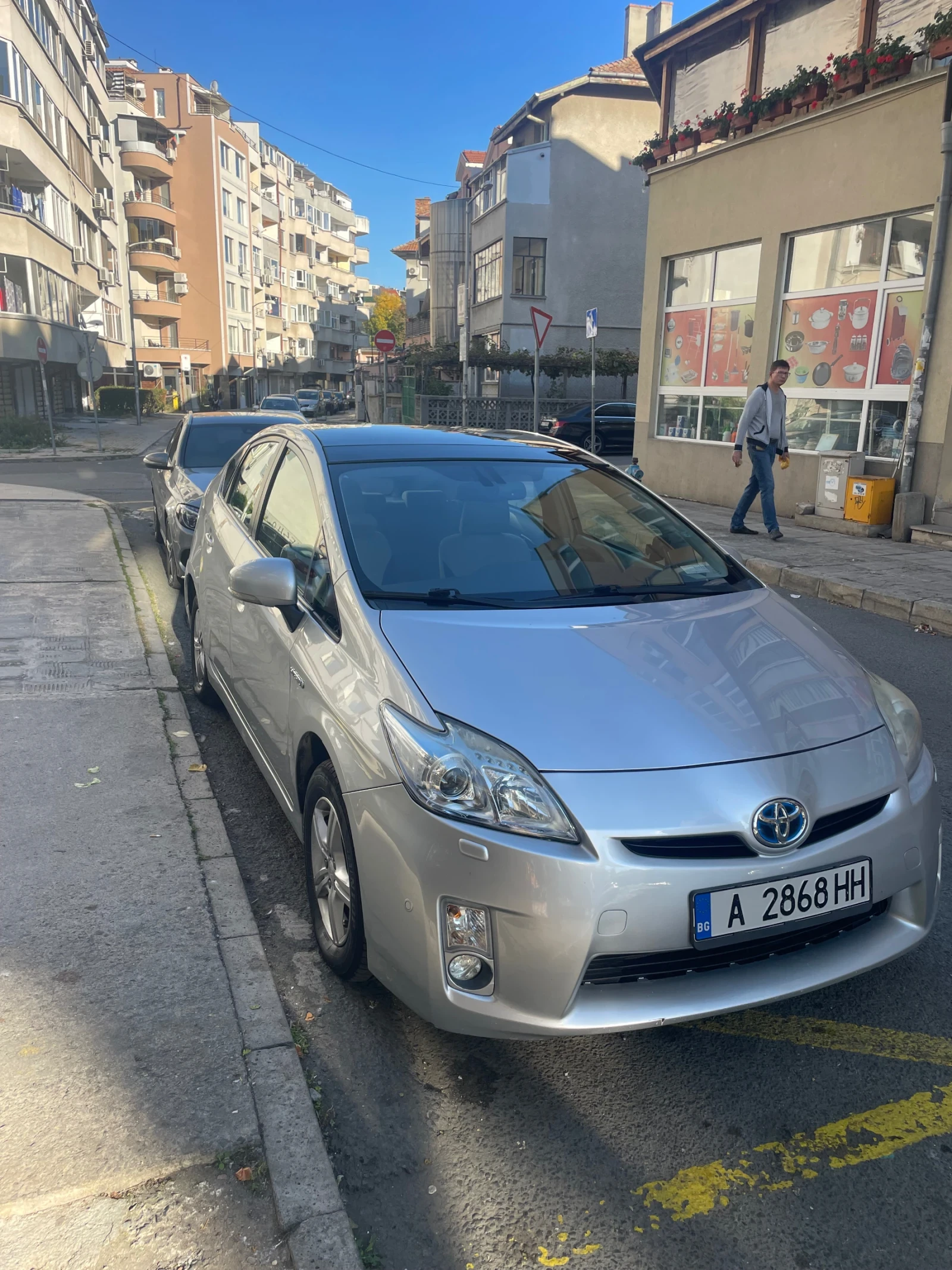 Toyota Prius  - изображение 10