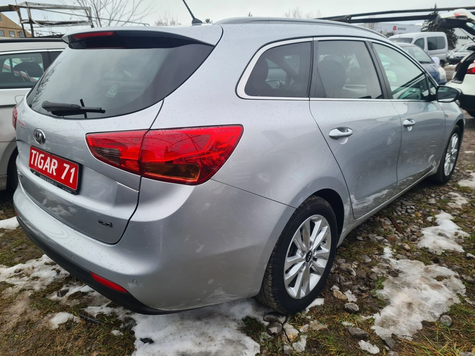 Kia Ceed 1.6CRDi 110p.s - изображение 4