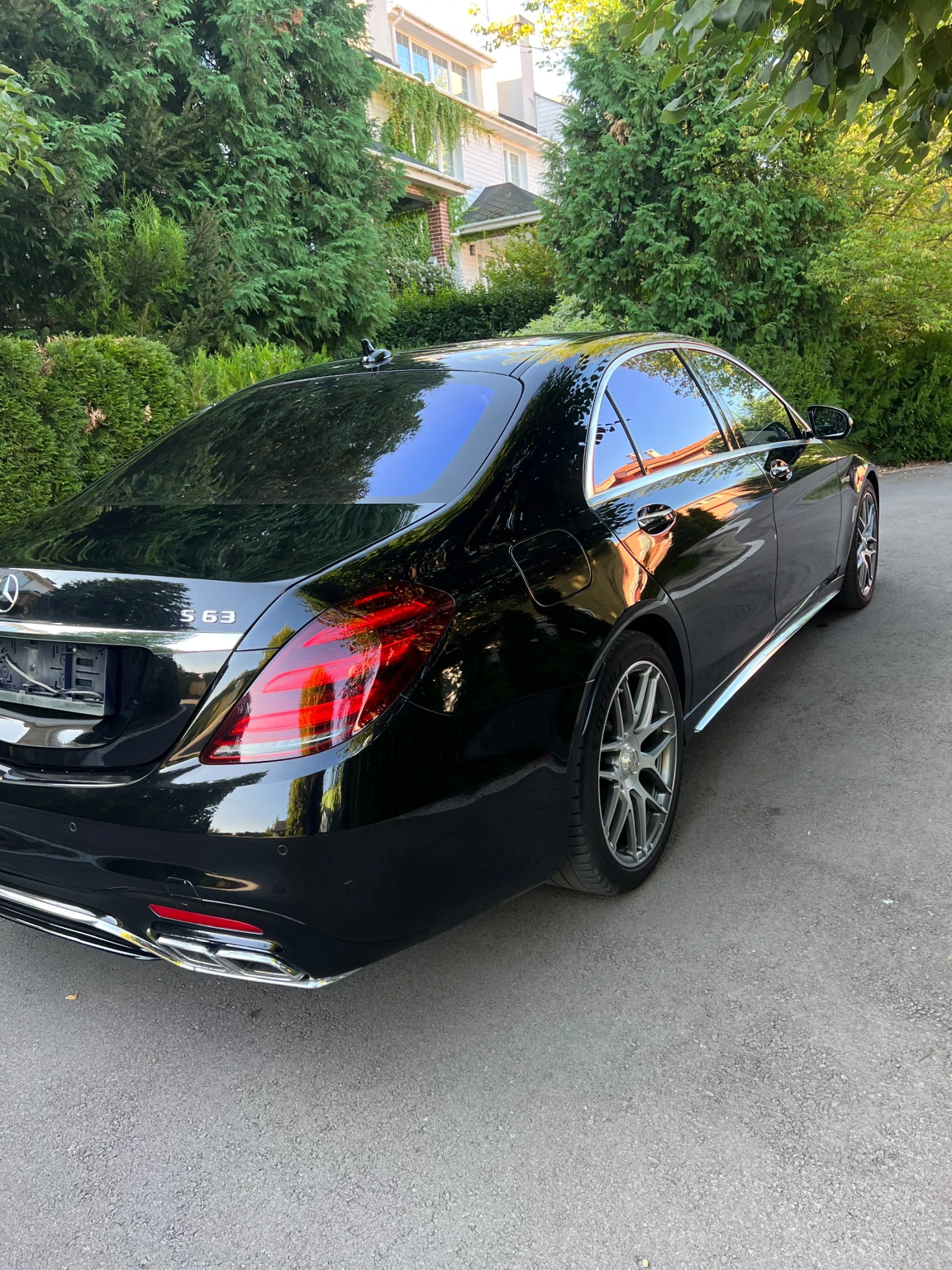 Mercedes-Benz S 63 AMG  - изображение 5