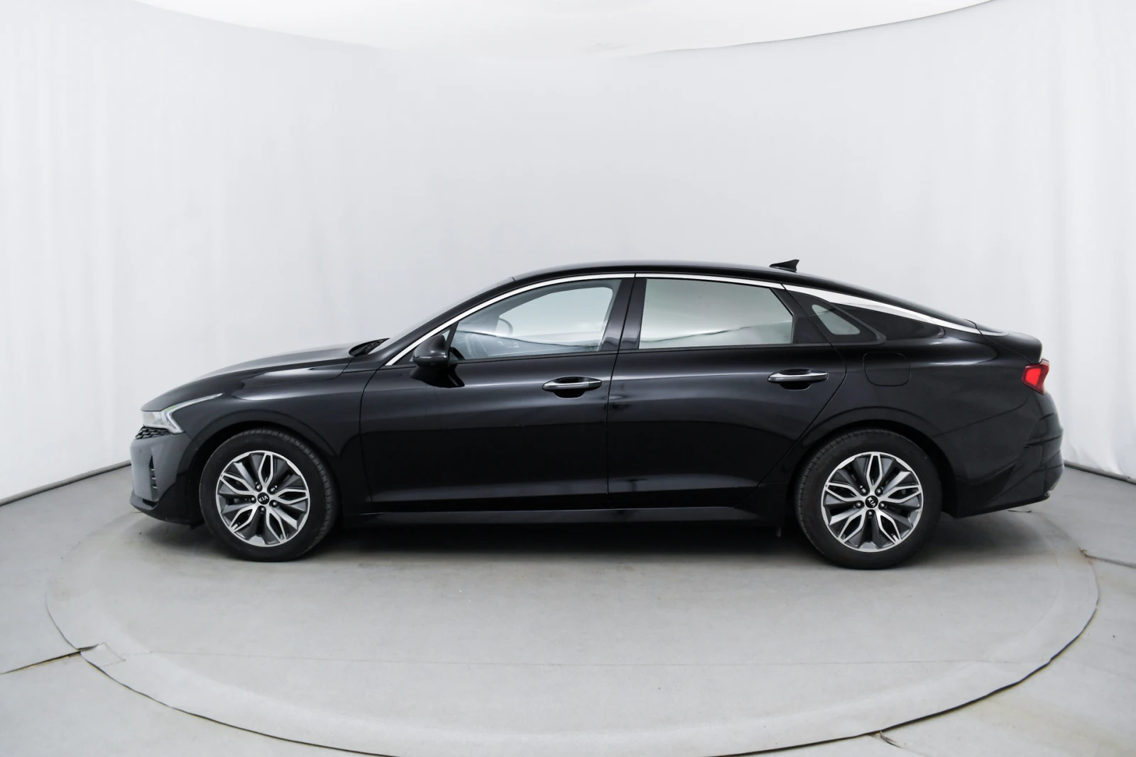 Kia K5 hybrid - изображение 5