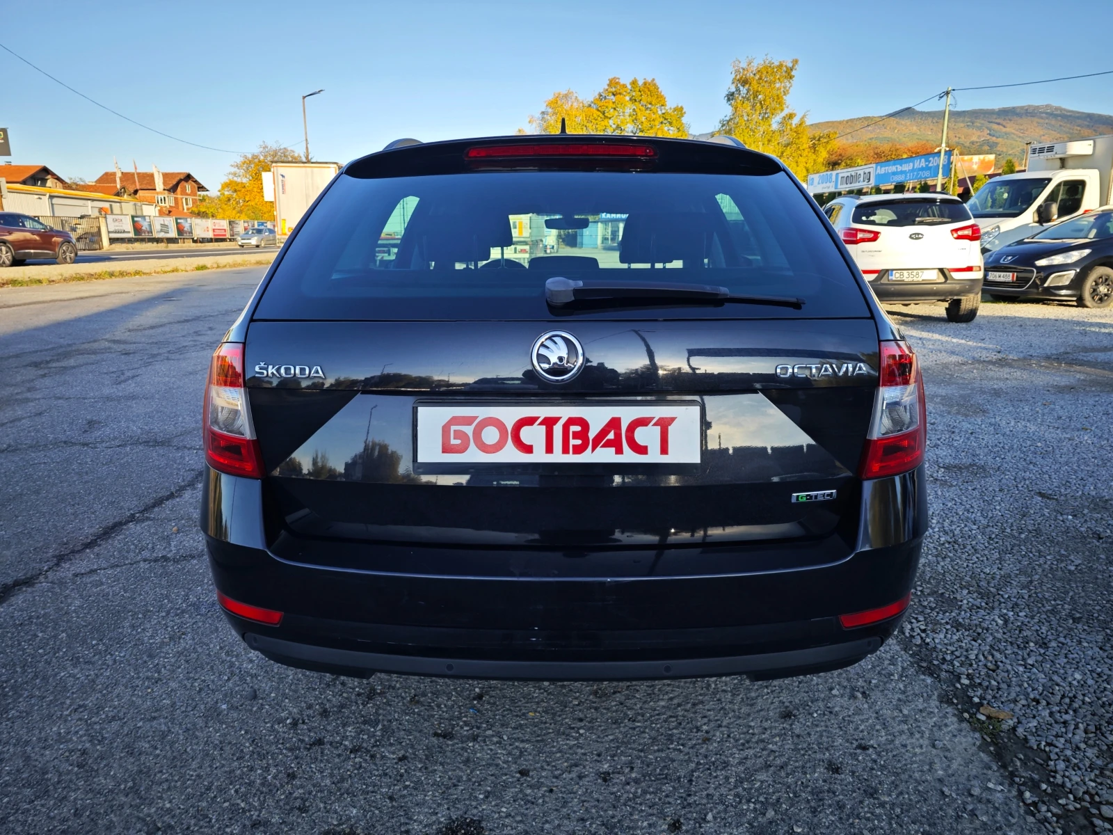 Skoda Octavia 1, 4  G-TEC  DSG - изображение 4