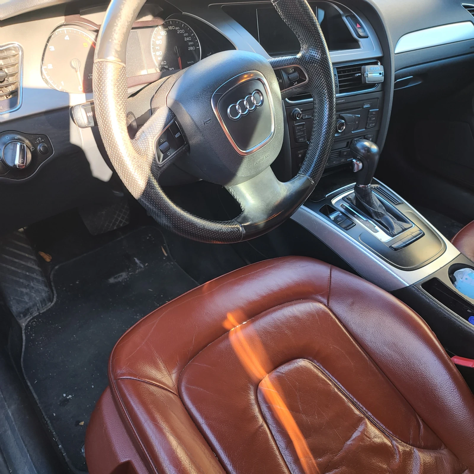 Audi A4 Седан , 2.0 , 143 к.с. - изображение 5