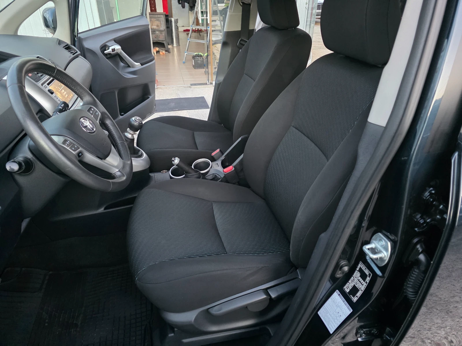 Toyota Verso 1.6 VVTI ��������� ������ ���� 5 | Mobile.bg � ����������� 6