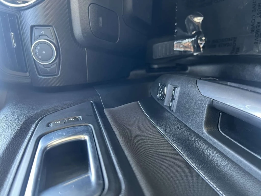 Ford Mustang * I4 Coupe * CARFAX * ���� �� �� | Mobile.bg � ����������� 16