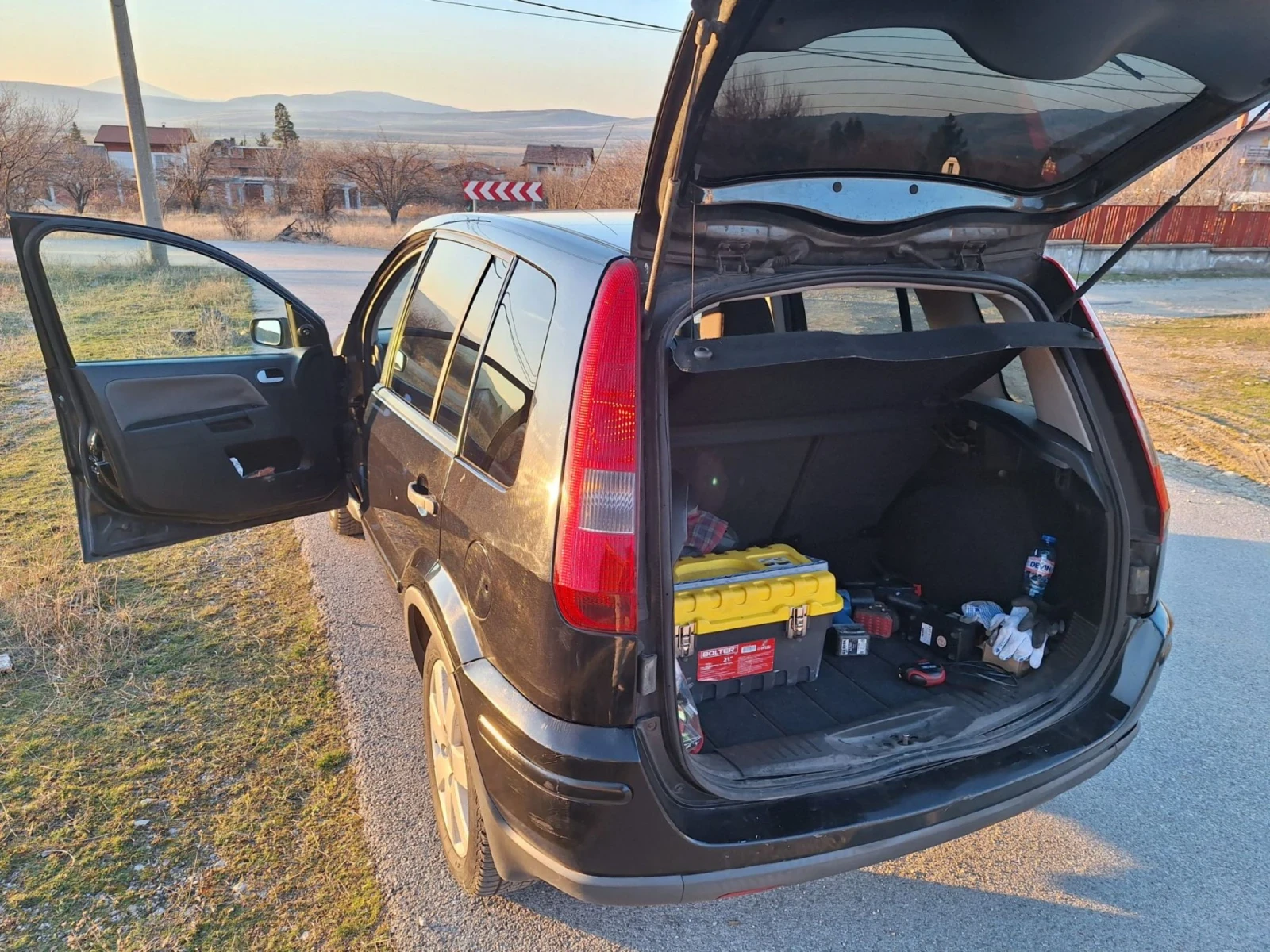 Ford Fusion 1.6 tdci, снимка 6 - Автомобили и джипове - 53892907