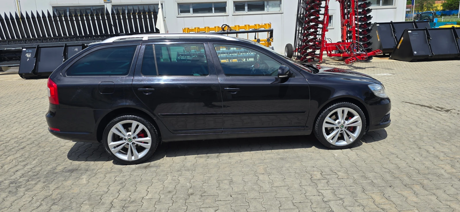 Skoda Octavia 2.0 TDI VRS, снимка 4 - Автомобили и джипове - 53943436