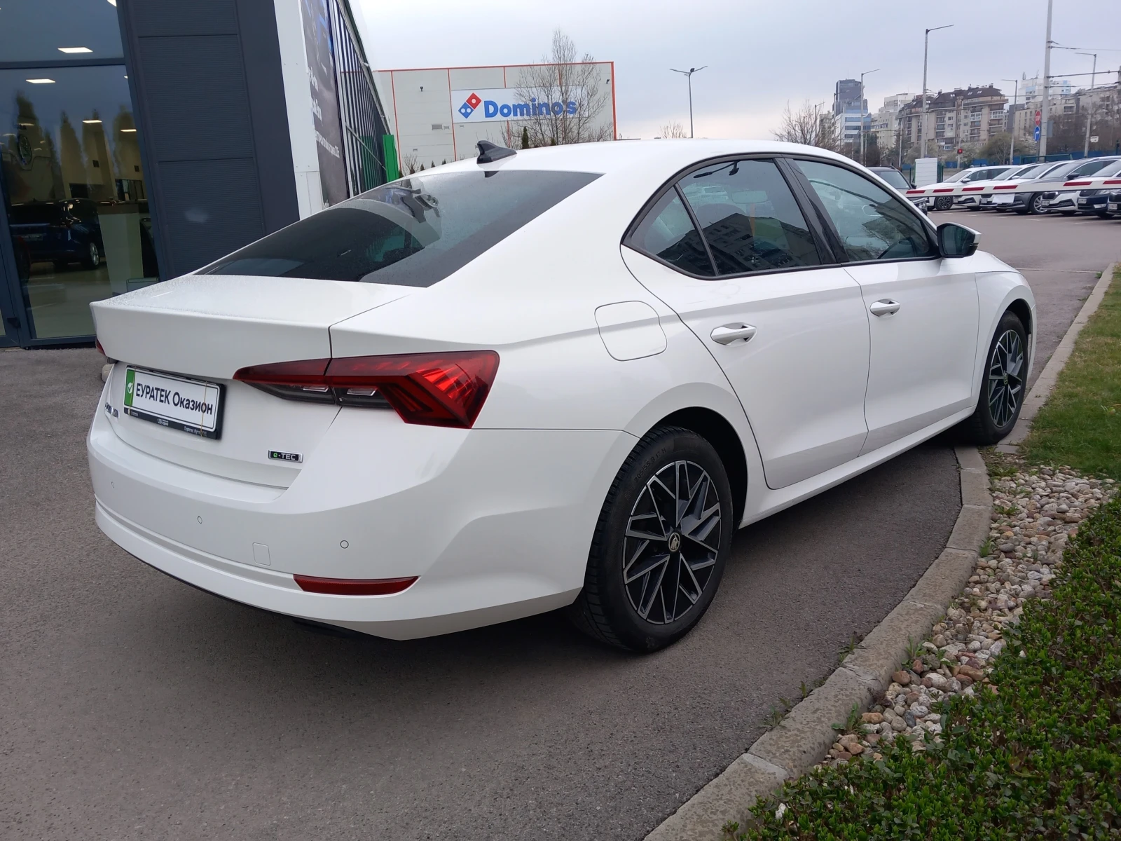 Skoda Octavia 1.5TSI/M-HEV, снимка 3 - Автомобили и джипове - 53996020