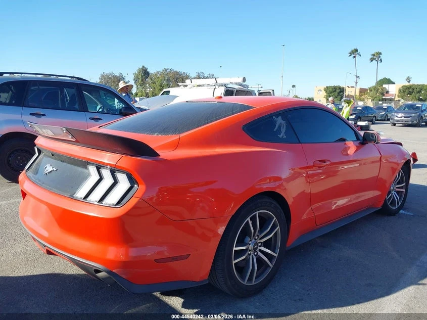 Ford Mustang Ecoboost * Крайна цена до БГ* , снимка 13 - Автомобили и джипове - 54002318