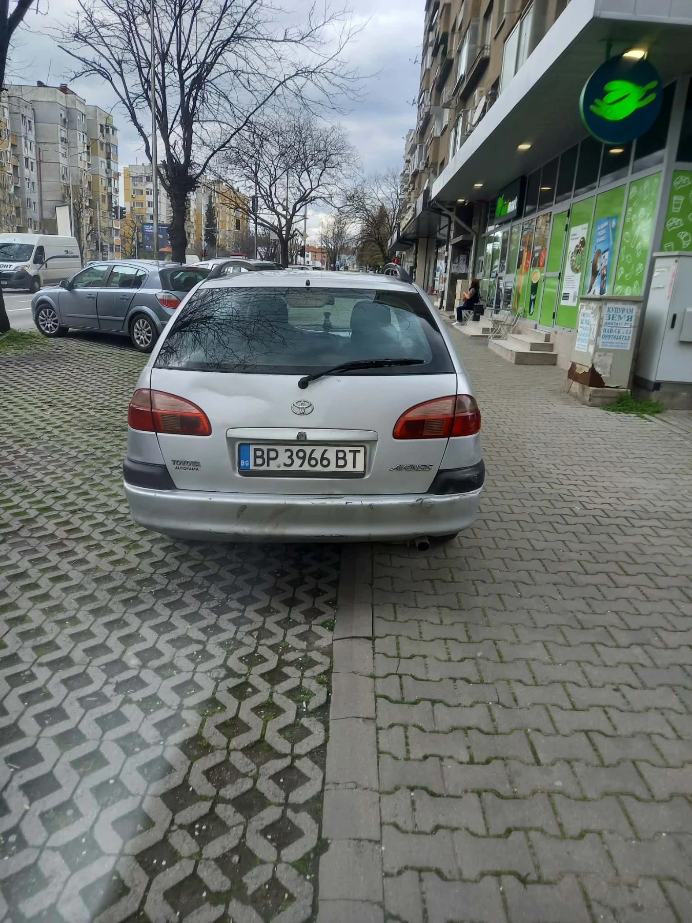 Toyota Avensis, снимка 4 - Автомобили и джипове - 54183874