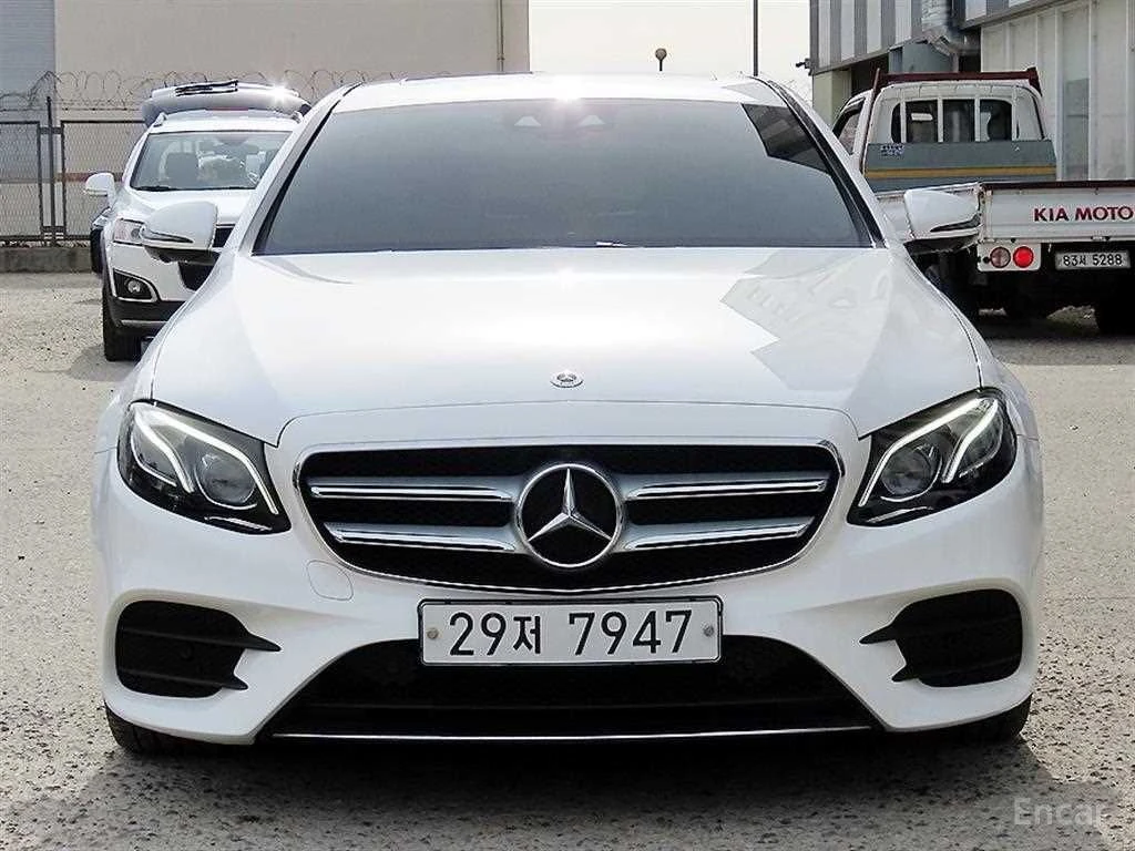 Mercedes-Benz E 300 AMG LINE* BURMESTER* HEAD-UP* 360 КАМЕРИ* ОБДУХВАН