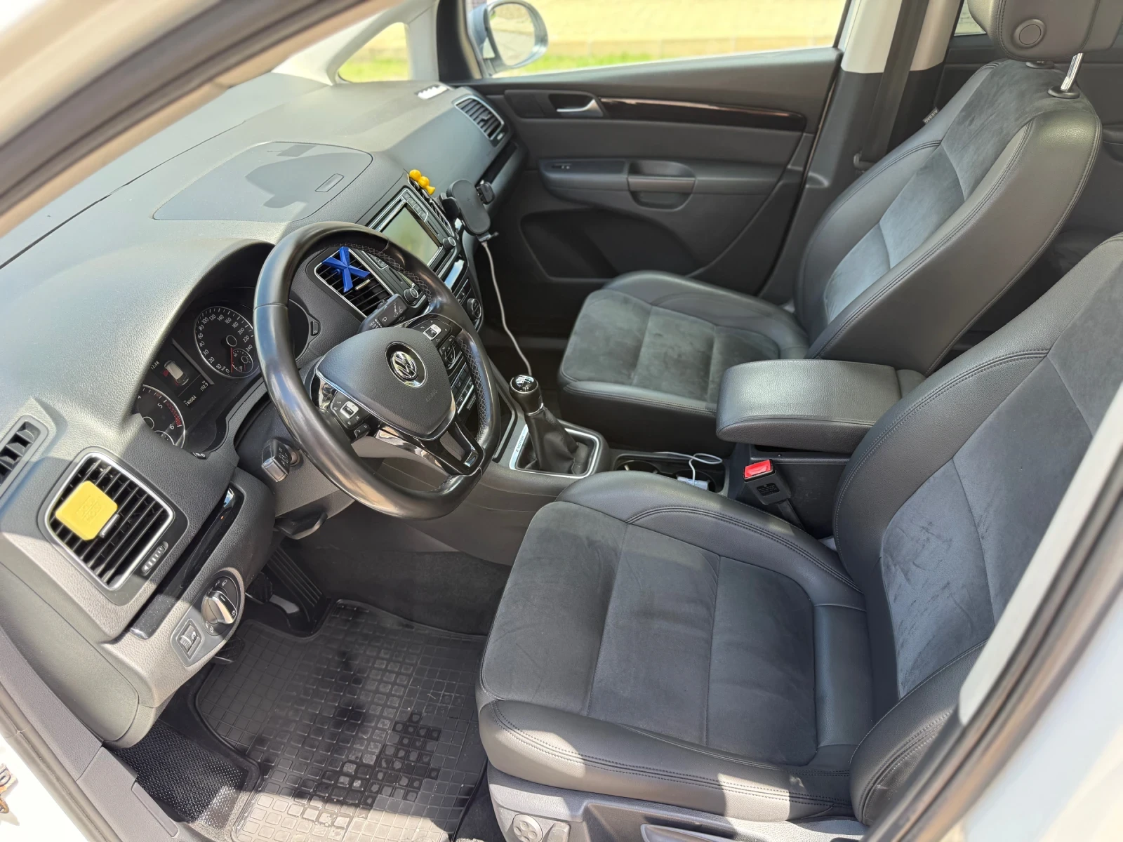 VW Sharan 2.0 TDI 150k.c. 4-Motion Full, снимка 9 - Автомобили и джипове - 54891834