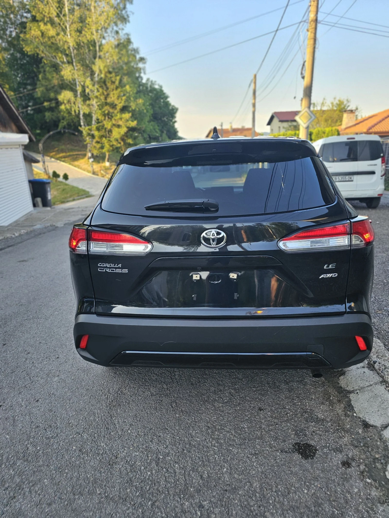 Toyota Corolla Cross 4х4, снимка 11 - Автомобили и джипове - 55052243