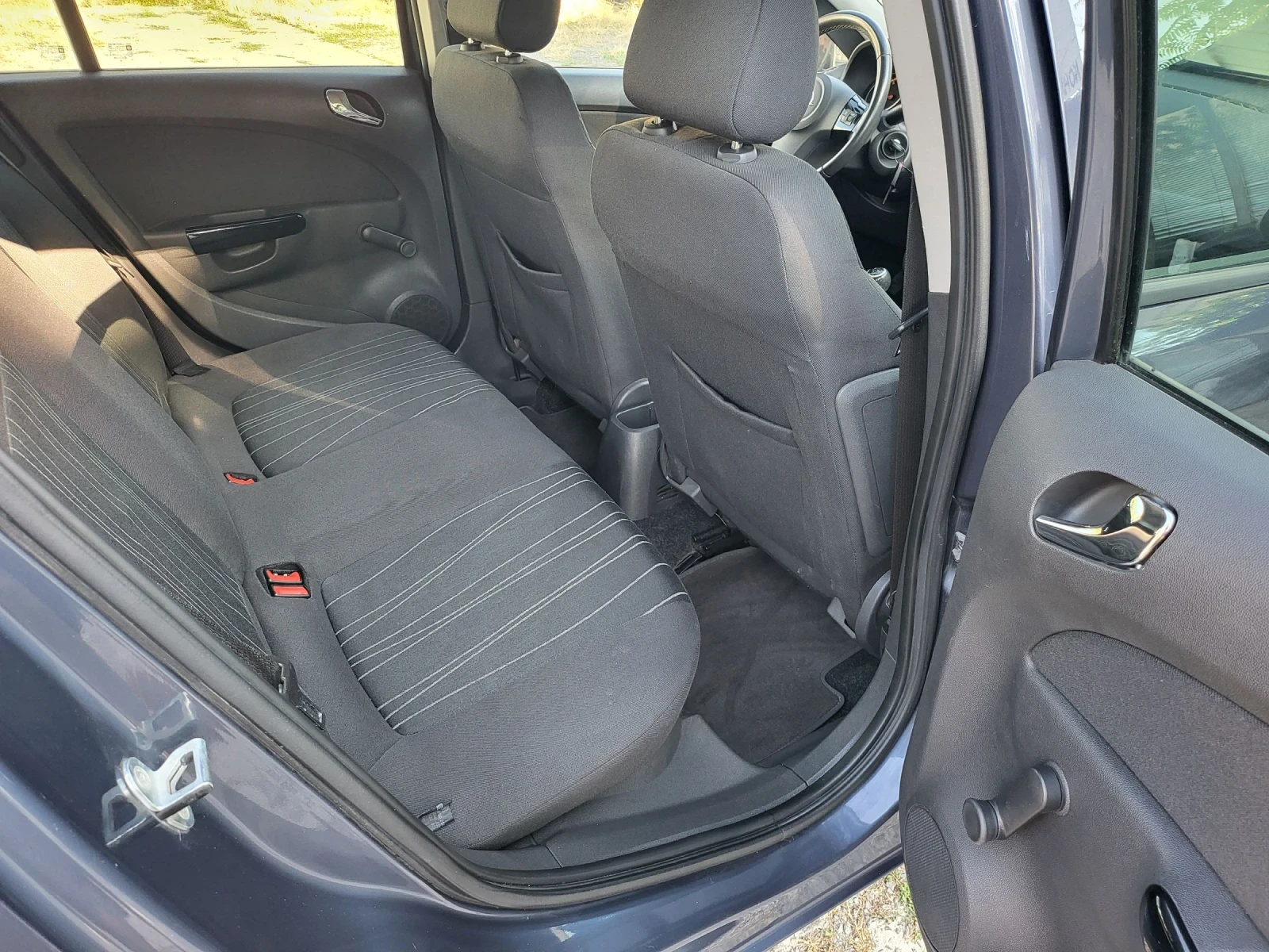 Opel Corsa 1.2 16v opel 111 euro 5A, снимка 9 - Автомобили и джипове - 55236668