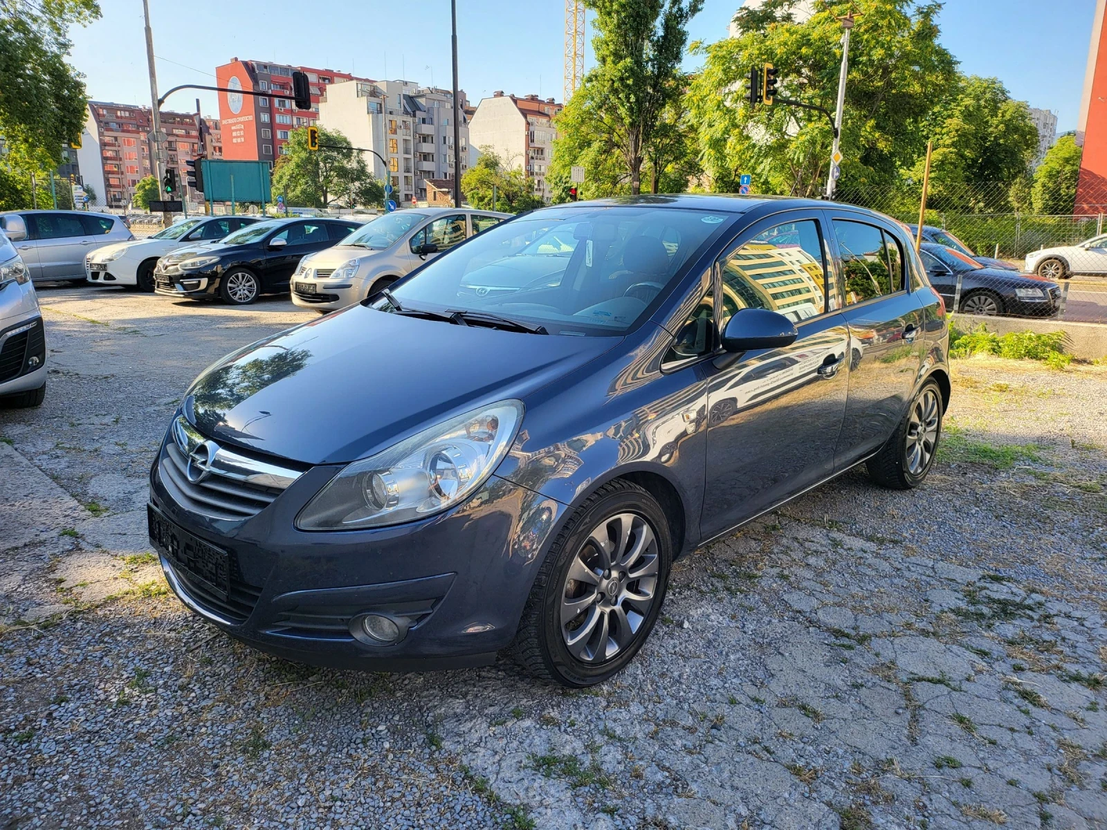 Opel Corsa 1.2 16v opel 111 euro 5A