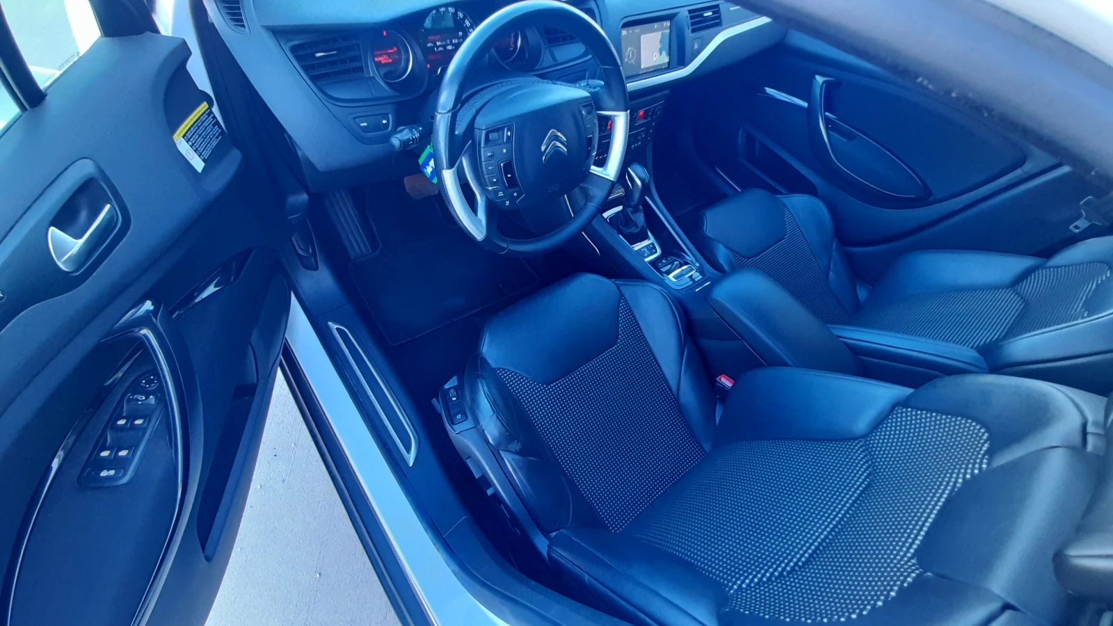 Citroen C5 2.0 HDI - EXCLUSIVE , снимка 8 - Автомобили и джипове - 55244957