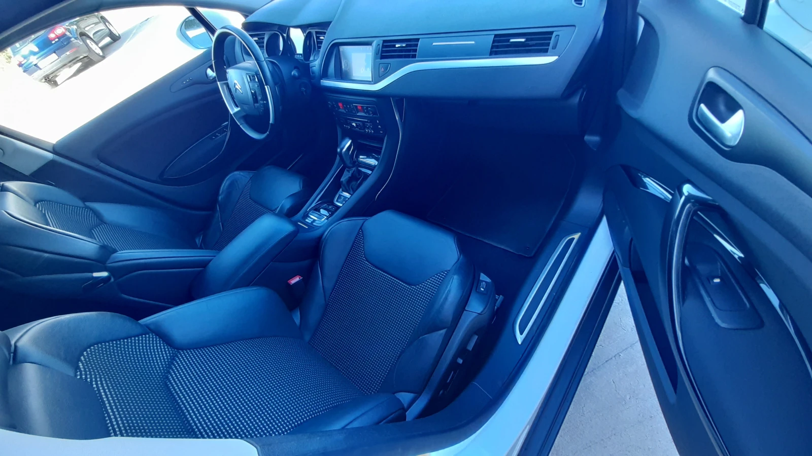 Citroen C5 2.0 HDI - EXCLUSIVE , снимка 10 - Автомобили и джипове - 55244957