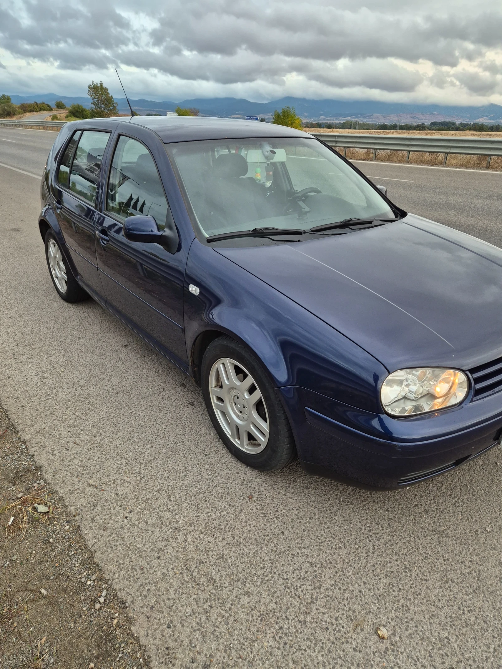 VW Golf 1.6/16V 105k., снимка 8 - Автомобили и джипове - 55450139