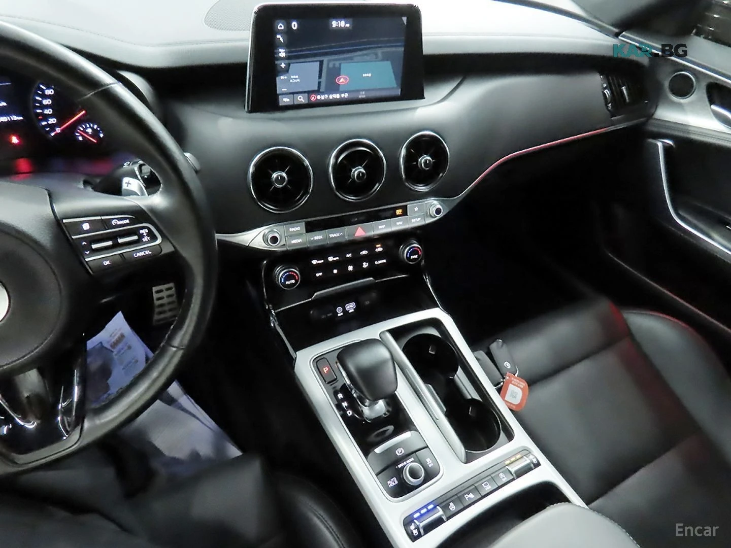 Kia Stinger 2.0 TURBO* PLATINUM* ОБДУХ* 360* HUD* НАВИ* КАМЕРА, снимка 11 - Автомобили и джипове - 56134082