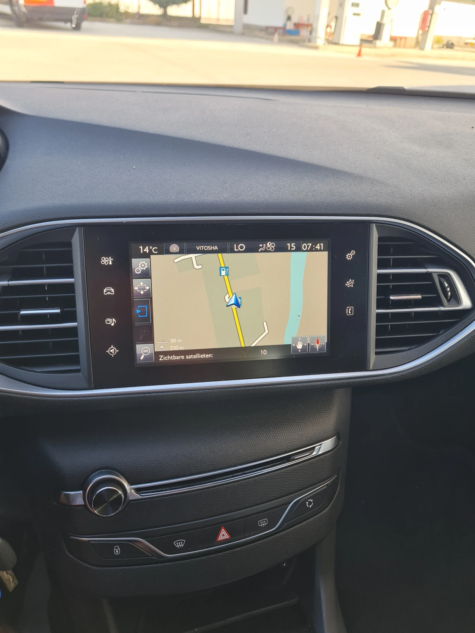 Peugeot 308 1.6 HDI 120к.с. 2013г. , снимка 12 - Автомобили и джипове - 56148955