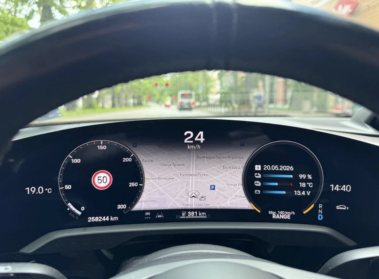 Porsche Taycan 4S PERFORMANCE PLUS 93.4KWH 571 К.С, снимка 13 - Автомобили и джипове - 56151972