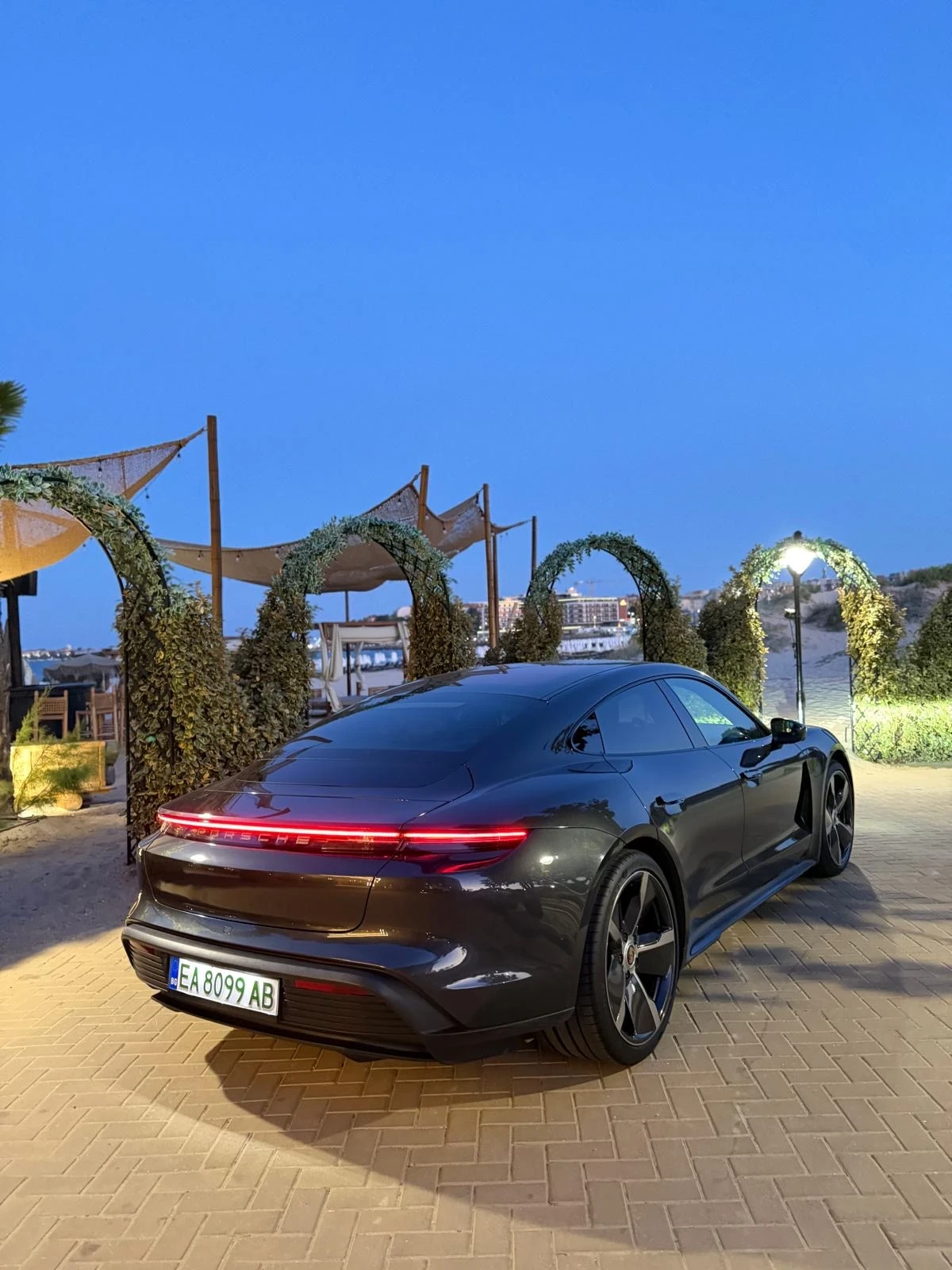 Porsche Taycan 4S PERFORMANCE PLUS 93.4KWH 571 К.С, снимка 3 - Автомобили и джипове - 56151972