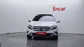 Mercedes-Benz GLA 200 d 4Matic * ПОДГРЕВ * КАМЕРА * ПАНОРАМА, снимка 2