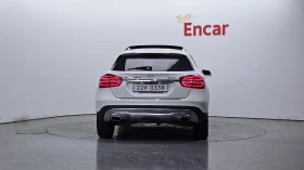 Mercedes-Benz GLA 200 d 4Matic * ПОДГРЕВ * КАМЕРА * ПАНОРАМА, снимка 4