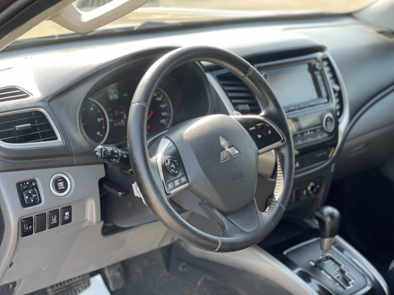 Mitsubishi L200 2.4Di-D Instyle 4x4 * 80 Jahre* , снимка 14 - Автомобили и джипове - 45902336