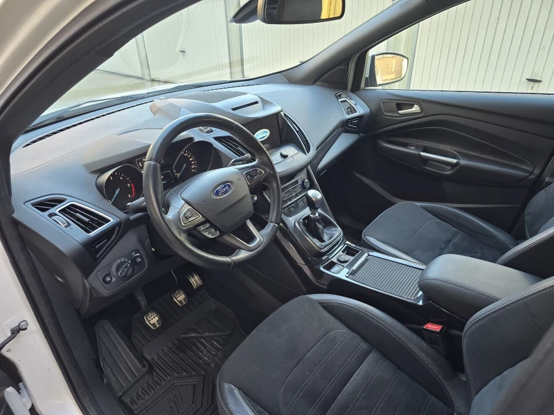 Ford Kuga ST-Line, снимка 15 - Автомобили и джипове - 48434379