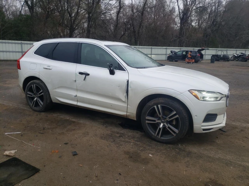 Volvo XC60 T5 Momentum* Подгрев* З.Камера* Парктроници* , снимка 4 - Автомобили и джипове - 49231608