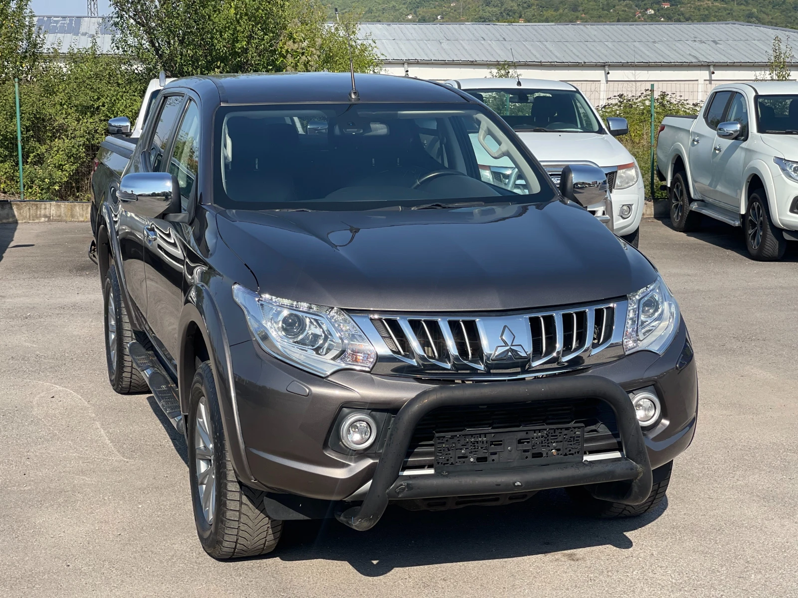 Mitsubishi L200 2.4Di-D Instyle 4x4 * 80 Jahre*  - изображение 8
