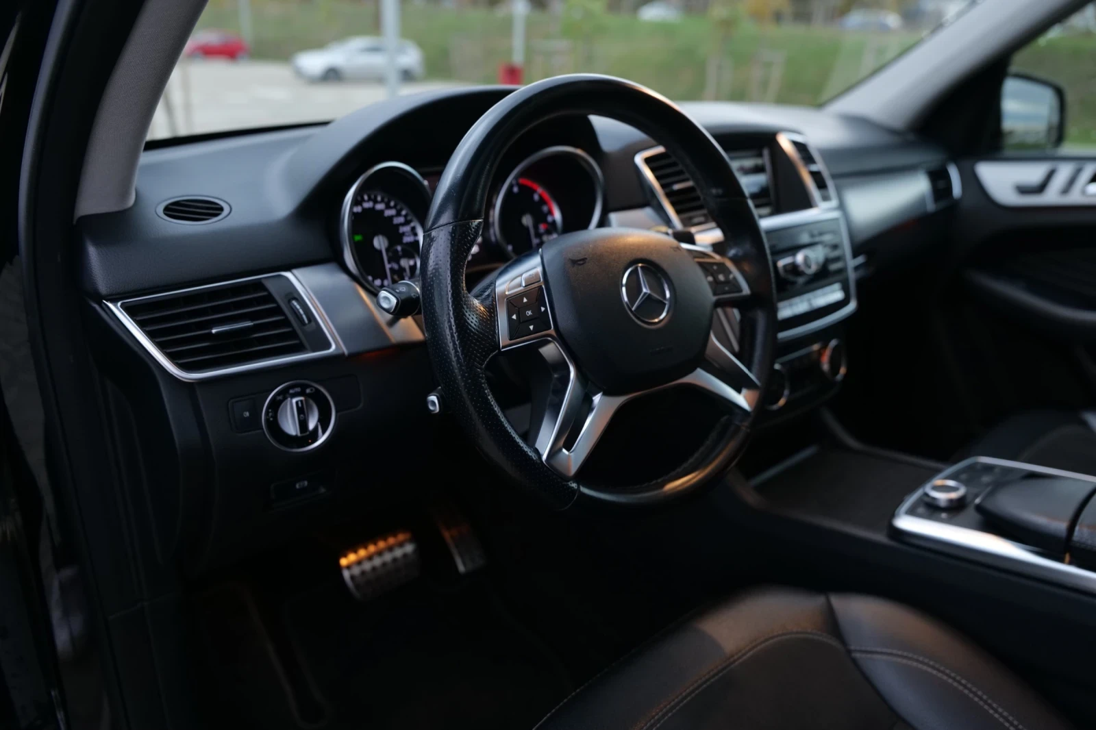 Mercedes-Benz ML 350  - изображение 9