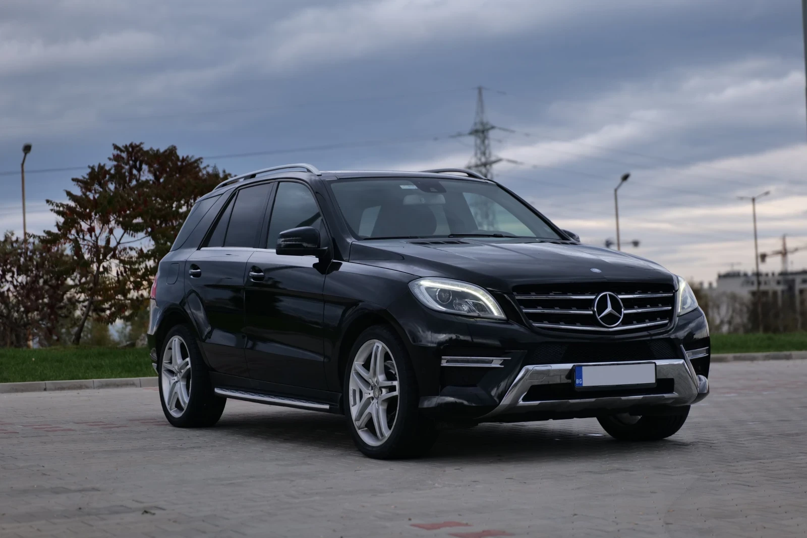 Mercedes-Benz ML 350  - изображение 3