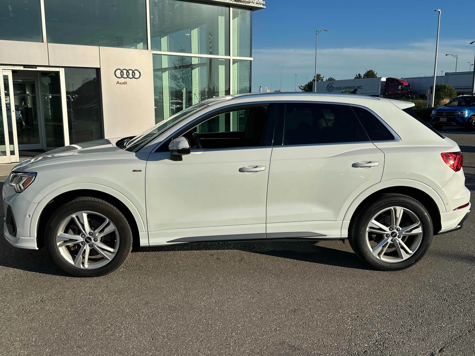 Audi Q3 Technik* * CARFAX * * АВТО КРЕДИТ * *  - изображение 3