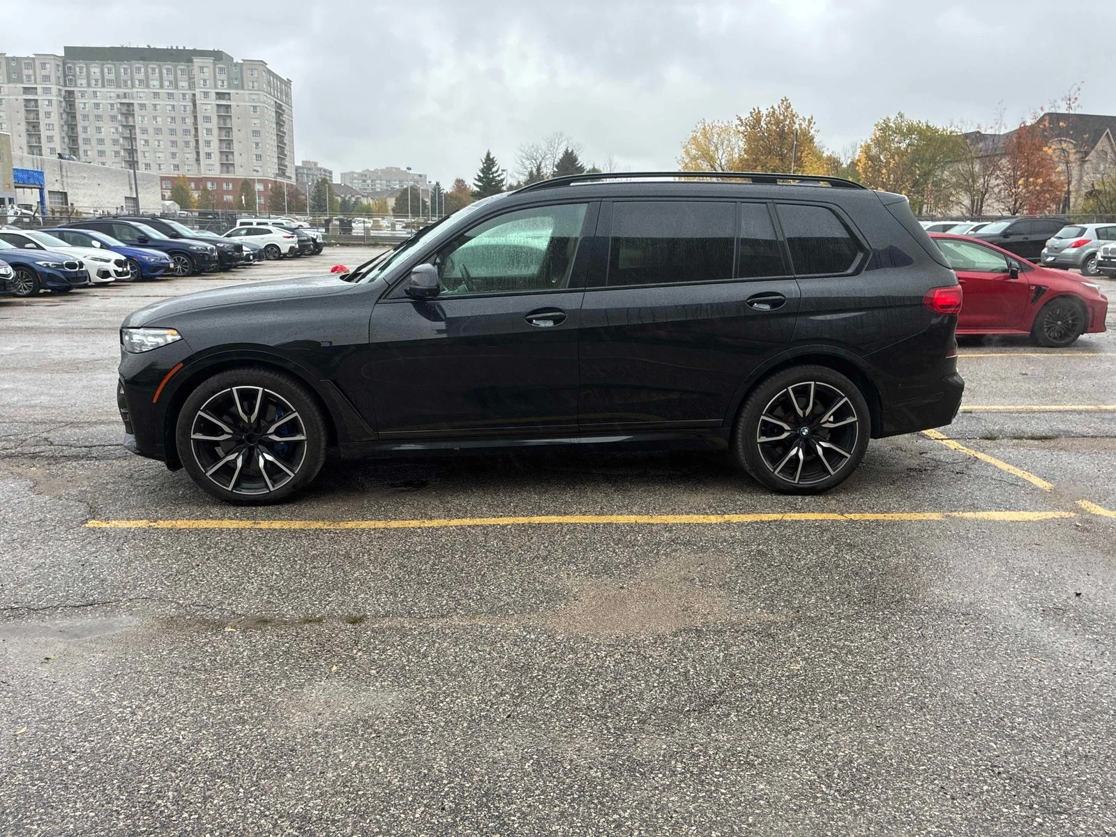 BMW X7 xDrive40i CARFAX    | Mobile.bg   2