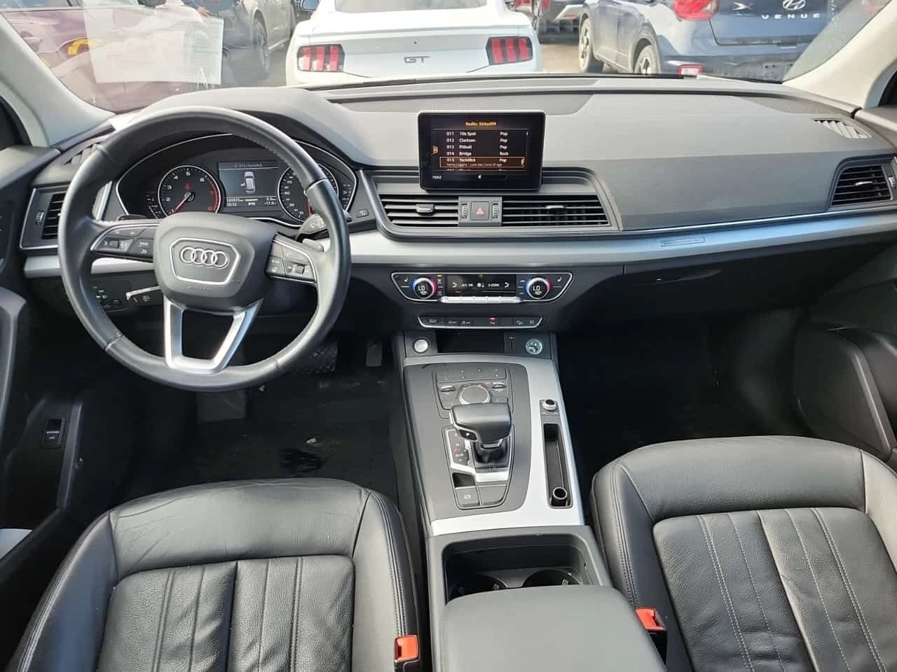 Audi Q5 KOMFORT 2.0 TFSI Quattro | KEYLESS | ПОДГРЕВИ | , снимка 10 - Автомобили и джипове - 53820239
