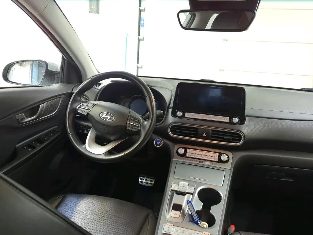 Hyundai Kona Premium, снимка 11 - Автомобили и джипове - 54121193