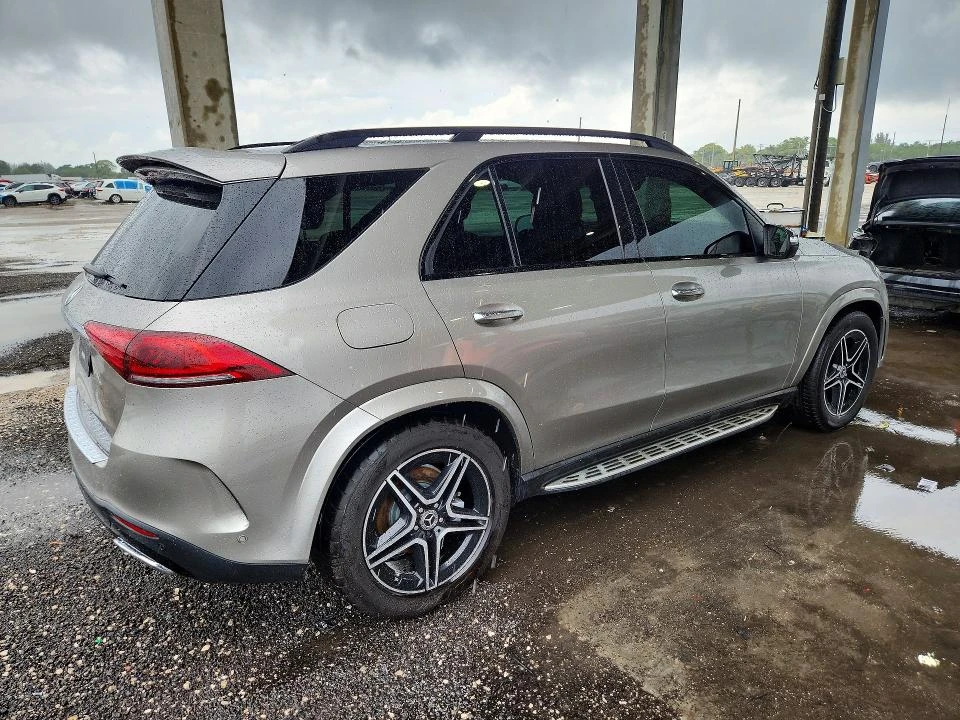 Mercedes-Benz GLE, снимка 3 - Автомобили и джипове - 54559149