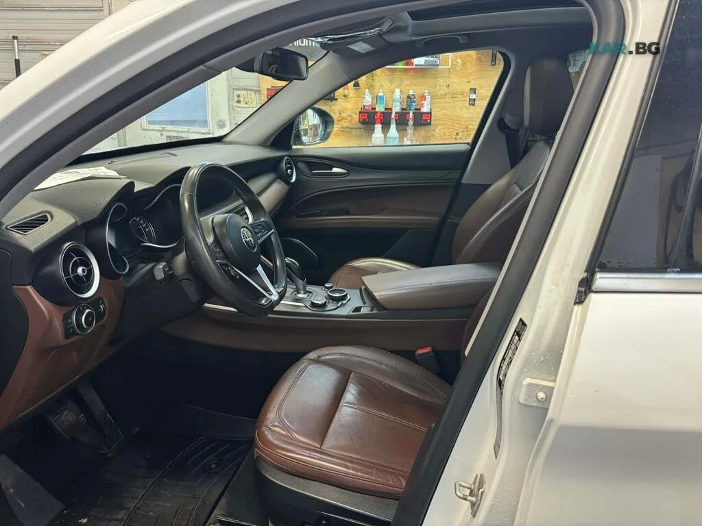 Alfa Romeo Stelvio Q4 АвтоКредит* (ЦЕНА ДО БГ), снимка 10 - Автомобили и джипове - 55222627