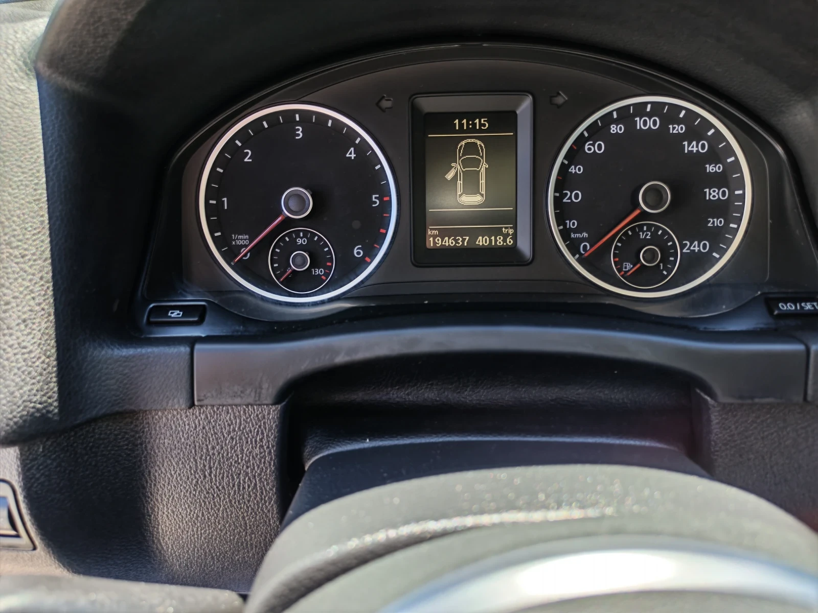 VW Tiguan R line, снимка 12 - Автомобили и джипове - 55259892