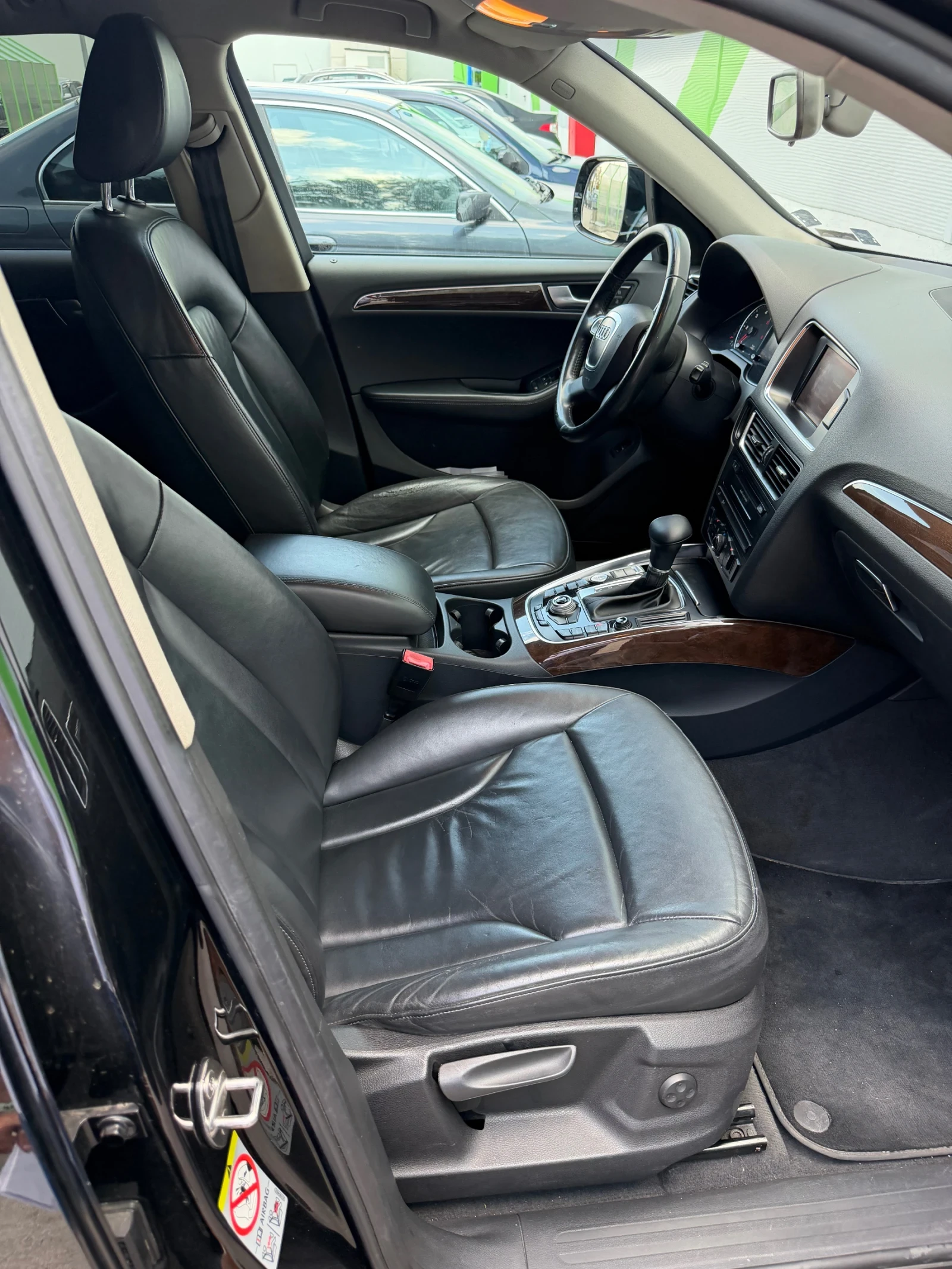 Audi Q5 Quatrro 170 кс, снимка 6 - Автомобили и джипове - 55804942