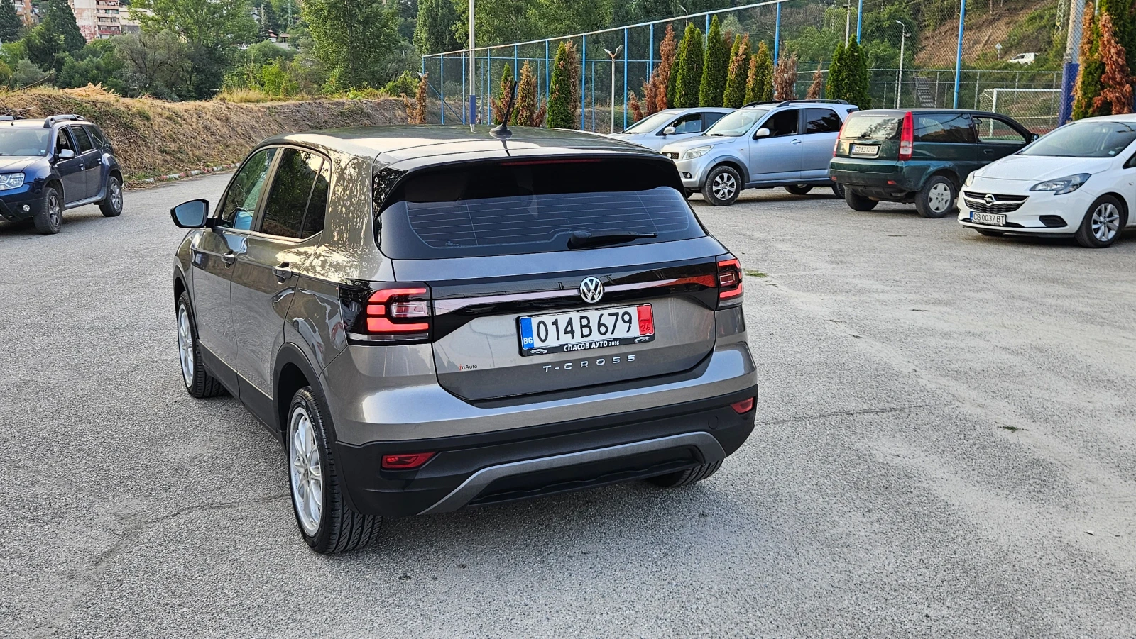 VW T-Cross 1.6 TDI NAVIG/KLIMA/DISTRONIK, снимка 5 - Автомобили и джипове - 55806550