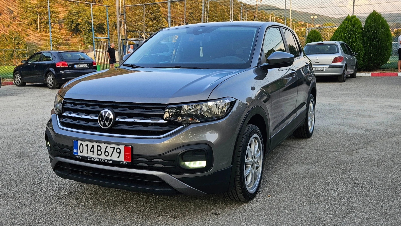 VW T-Cross 1.6 TDI NAVIG/KLIMA/DISTRONIK