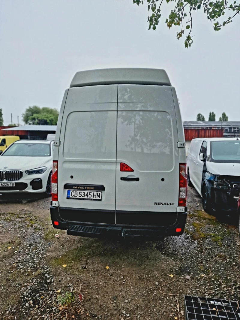 Renault Master, снимка 3 - Бусове и автобуси - 47136182